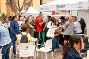 El Mercado Agrícola de Gáldar vuelve a reunir producto local, gastronomía y formación en la Plaza de Santiago
