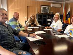 Sanidad y Asamblea 7 Islas analizan la reclasificación profesional de los TCAE del Sistema Nacional de Salud