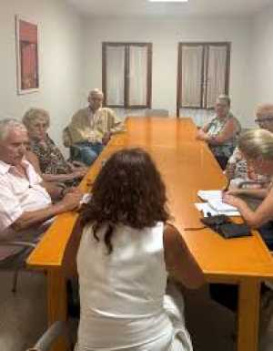 Servicios Sociales refuerza la colaboración con el Centro de Mayores para mejorar su funcionamiento