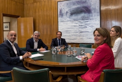 Canarias y el Estado trazan la hoja de ruta para acabar con la emergencia energética