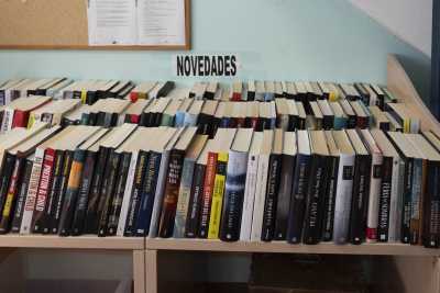 Las bibliotecas de Mogán amplían su catálogo con 128 nuevos títulos