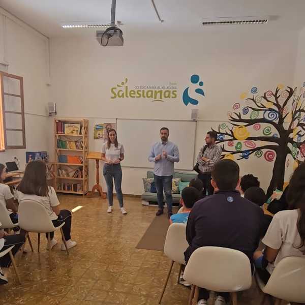 Miguel Planas realza las capacidades de las personas con diversidad funcional en la comunidad salesiana de Telde