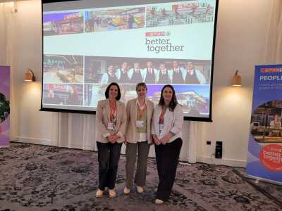 SPAR Gran Canaria expone en Manchester su modelo de gestión centrado en el bienestar de la plantilla