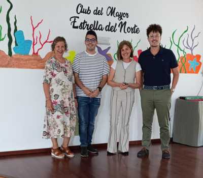 Más de una veintena de mayores participan en la charla informativa sobre consumo celebrada en Sardina