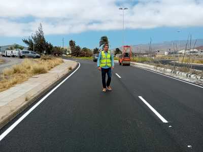 Vías y Obras amplía en 110 plazas la oferta de aparcamiento en el vial costero de Telde