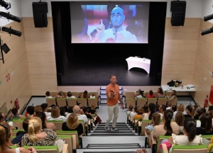 Pedro García Aguado expone el reto  de educar hoy en las II Jornadas de Educación de Mogán