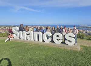 La Universidad Popular de Guía convoca una reunión para decidir por votación el destino de su próximo viaje