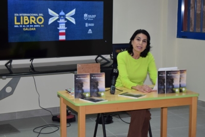 Maricarmen Vargas presenta su libro autobiográfico ‘Mi yo destructivo’ en la Biblioteca de Gáldar