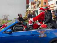 Papá Noel recorre en la tarde de este lunes un tramo inclusivo y accesible sin ruidos ni estruendos