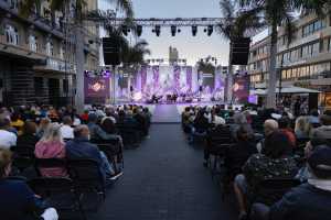 El timple protagoniza la segunda jornada del programa ‘Cultura y Raíces’ dentro de la celebración del Mes de Canarias