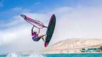 El viento reaparece en Sotavento y desata la acción en el cuadro masculino de Freestyle
